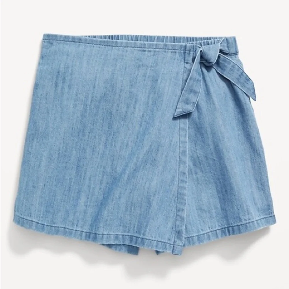 Old Navy Girls Chambray Wrap-Front Skort